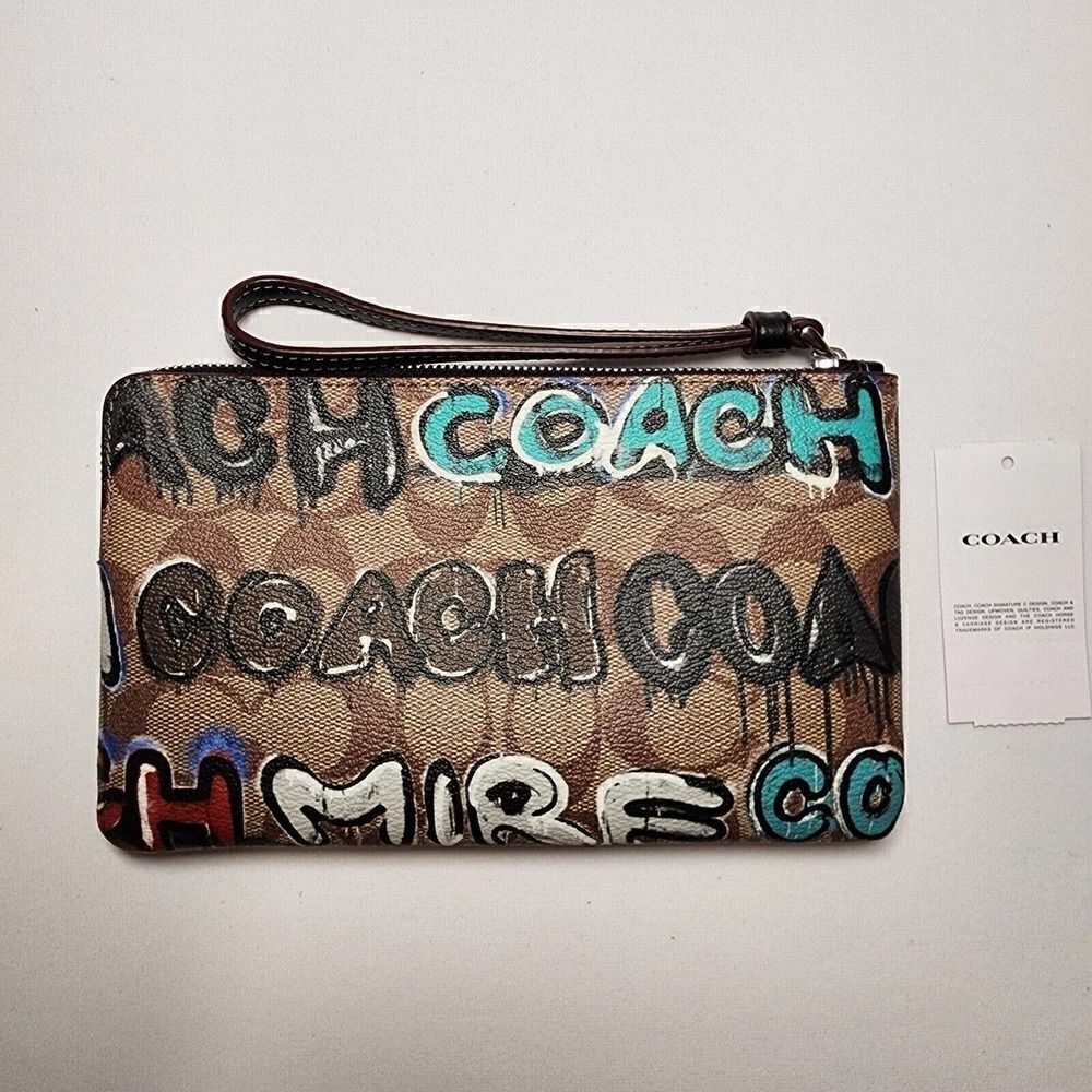 NWT CM673 Coach X Mint + Serf Large Corner Zip Wristlet In Signature Canvas